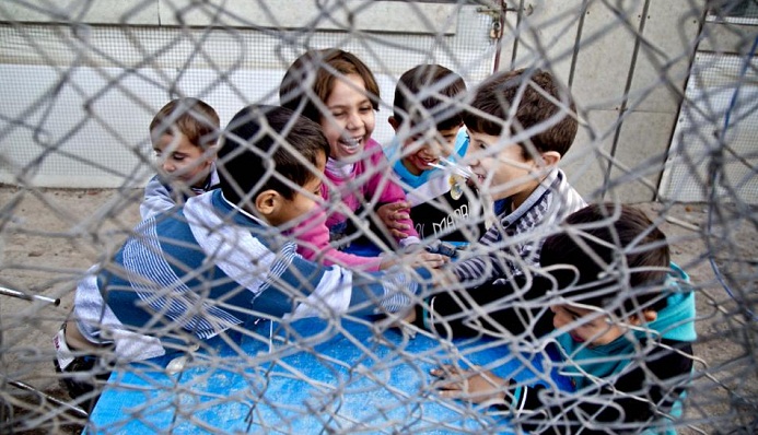 Thousands of Syrian refugee children left in legal limbo